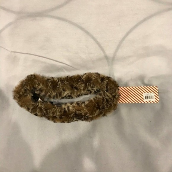 Gumboot Fur-like headband - Picture 1 of 4